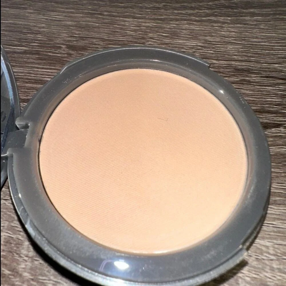 Mirabella pure press foundation pressed makeup face‎